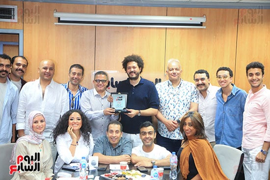تكريم صناع العرض المسرحي فرايداي