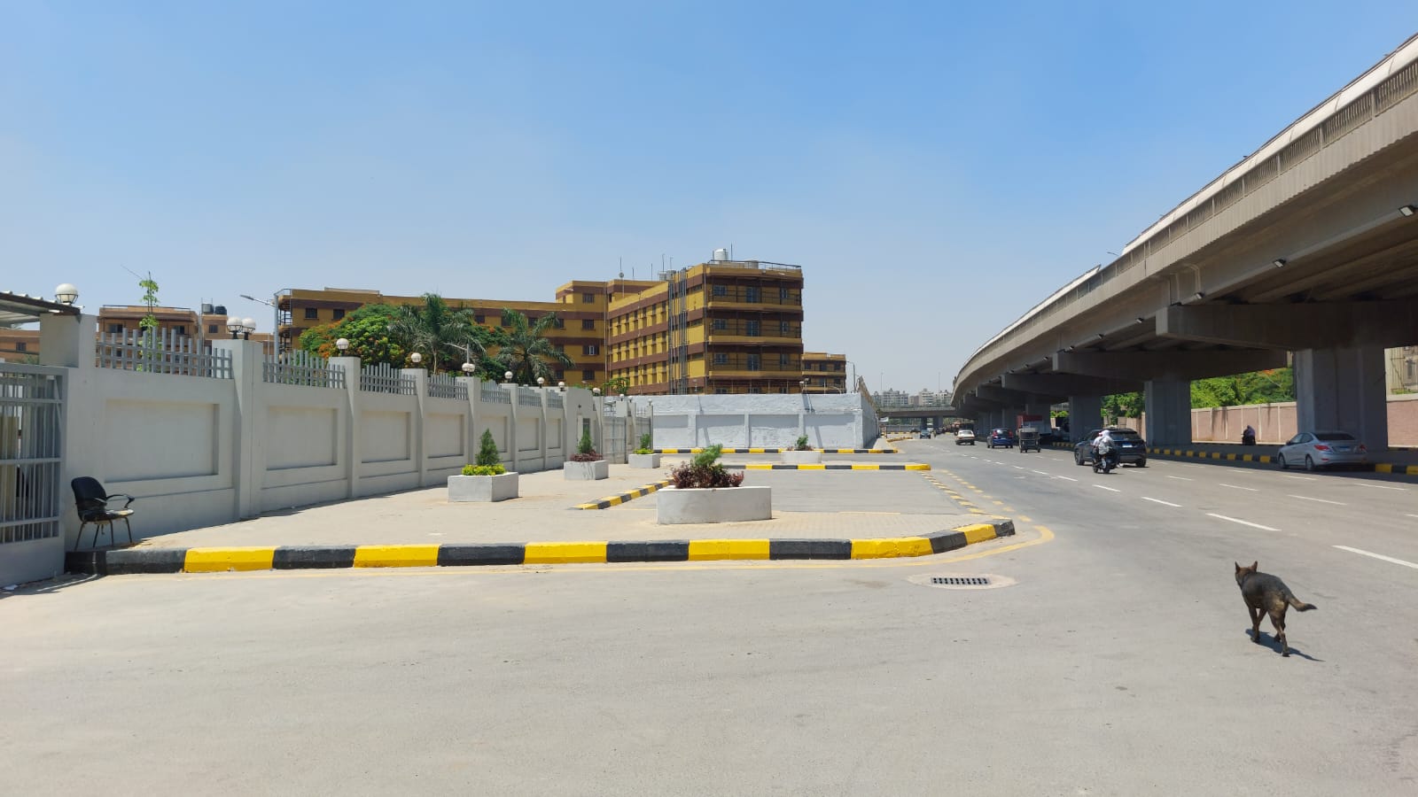 محيط المستشفى محيط المستشفى