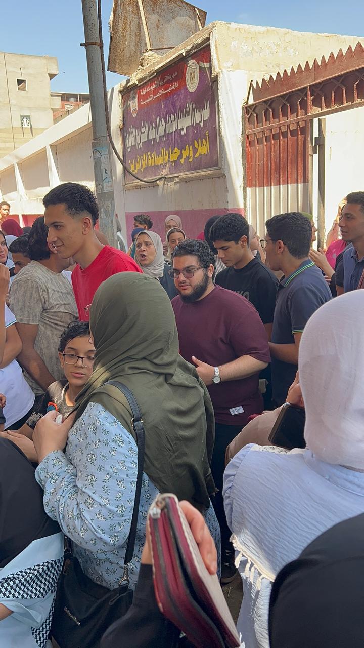 خروج طلاب الثانوية العامة