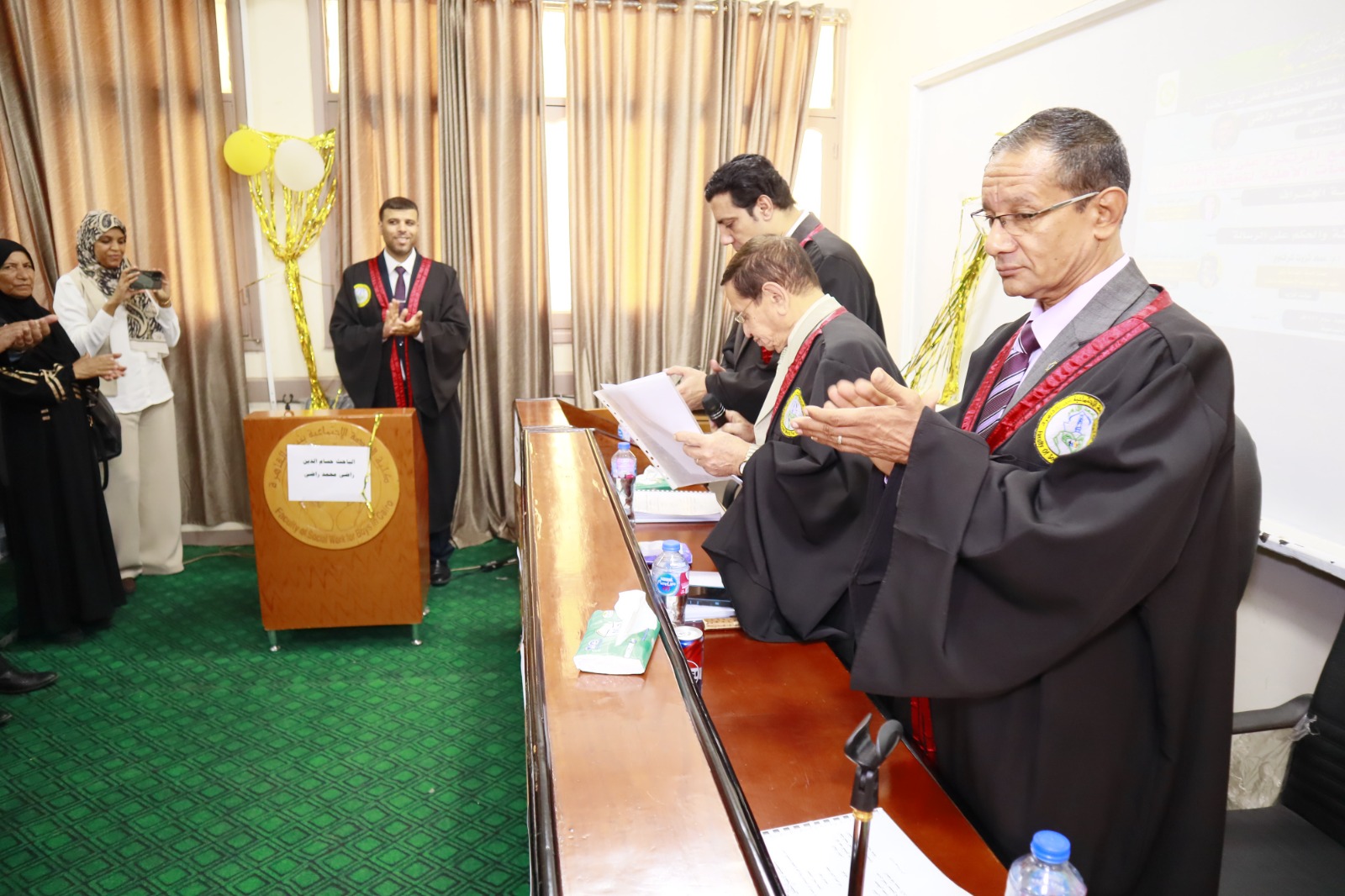 حسام راضى يحصل على درجة الماجستير (2)