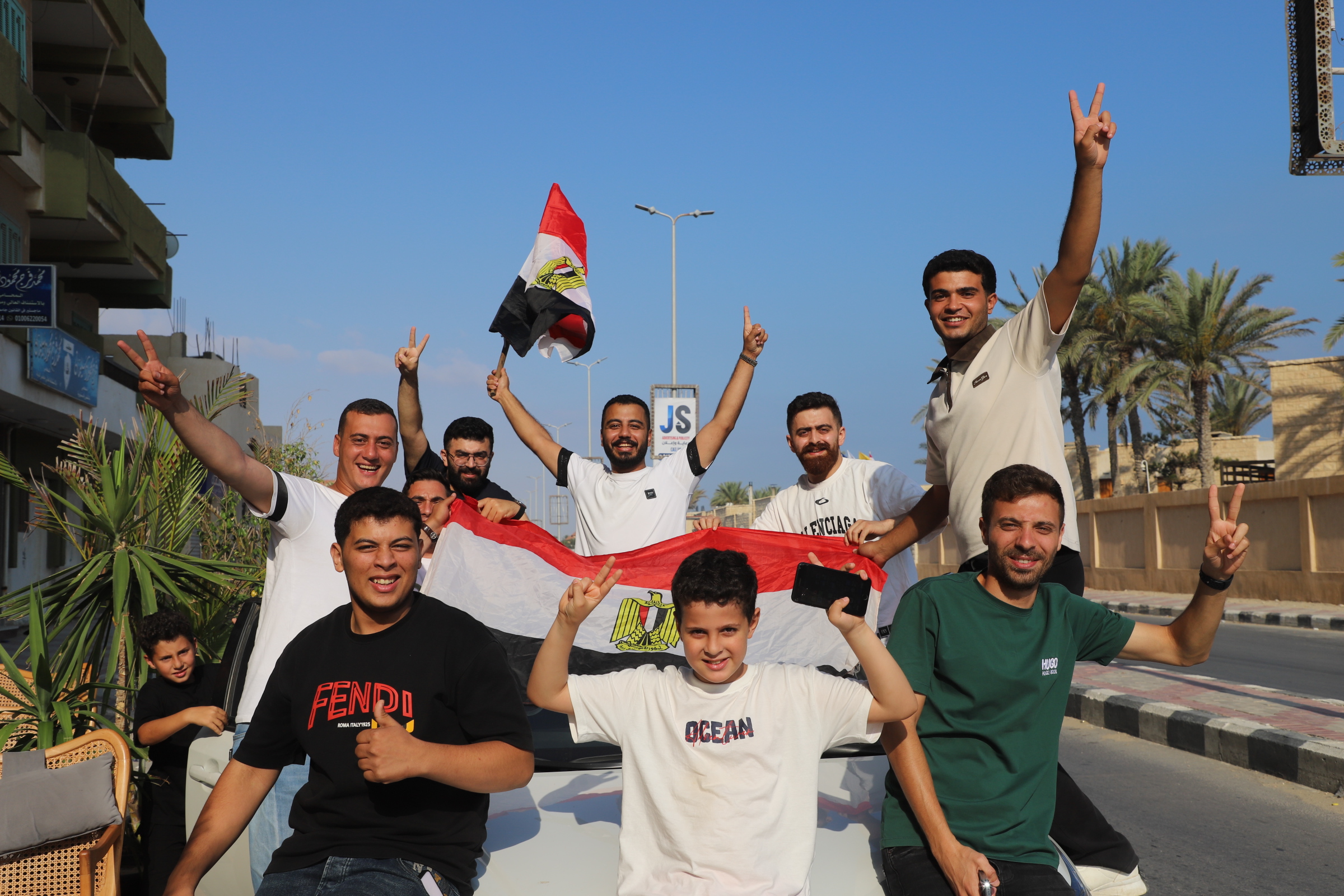 فرحة المشجعين من مدينة العريش