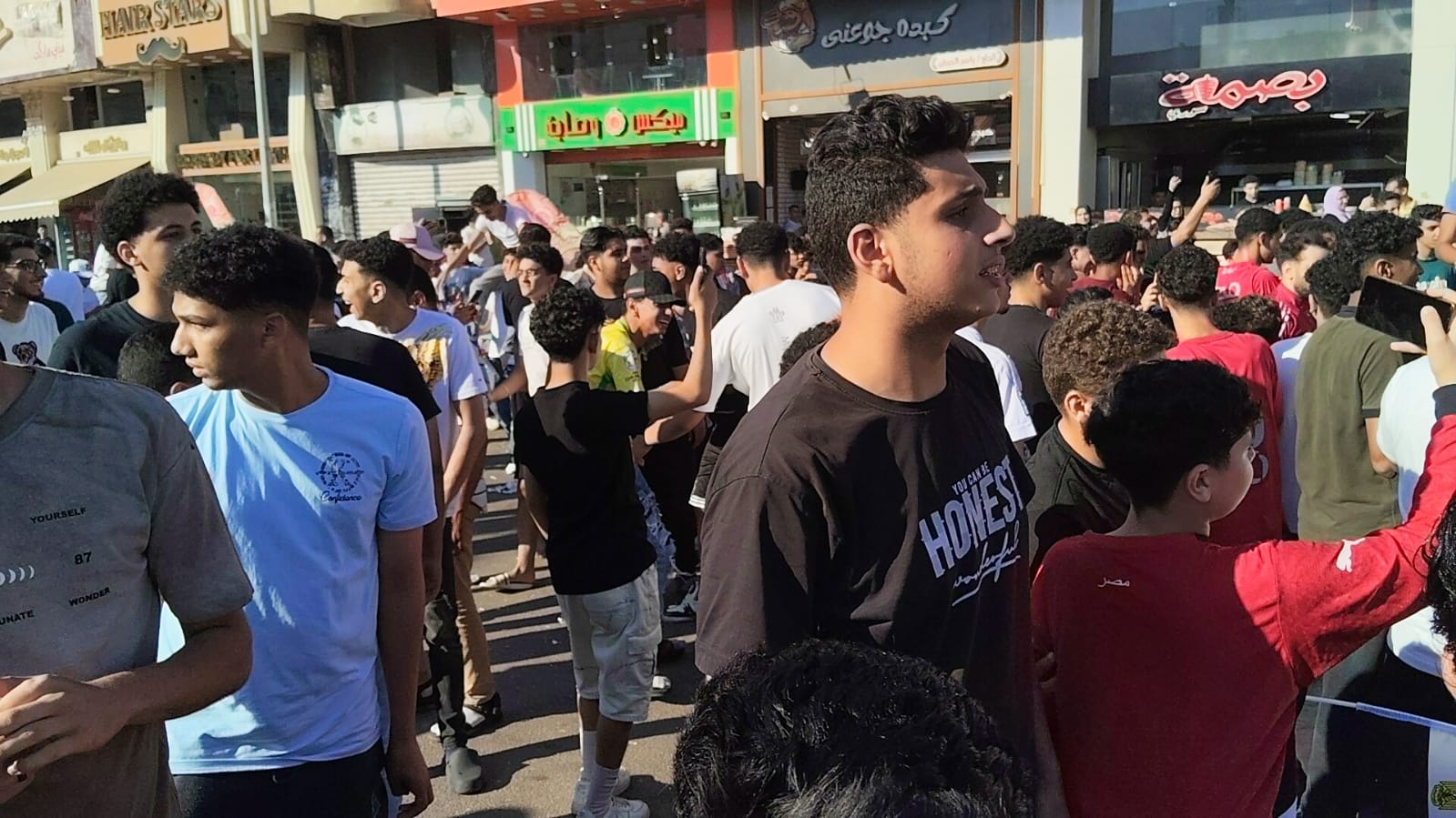 احتفالات بصعود المنتخب بالبحيرة (3)