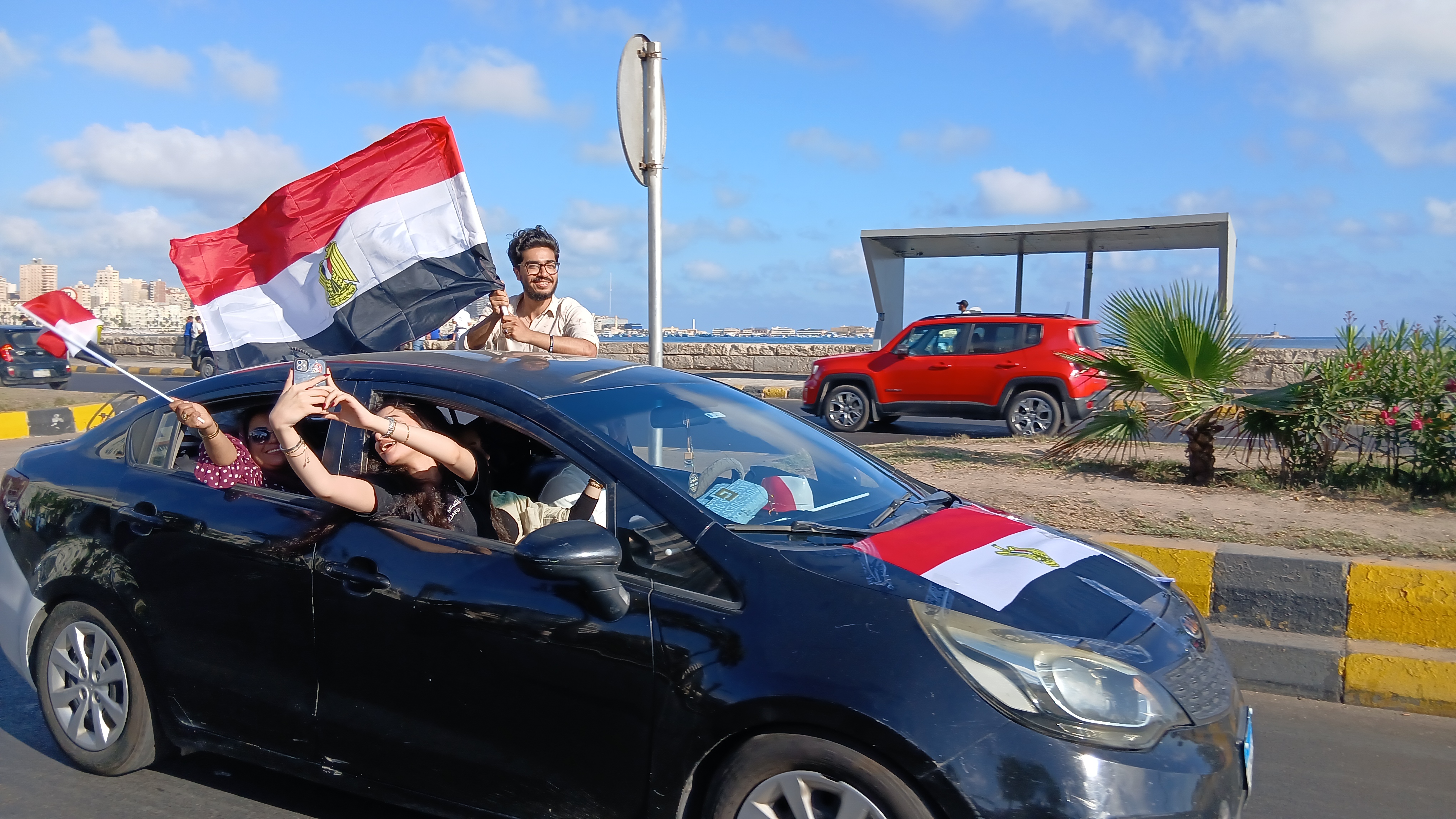 فرحة جماهير الاسكندرية بتأهل منتخب مصر