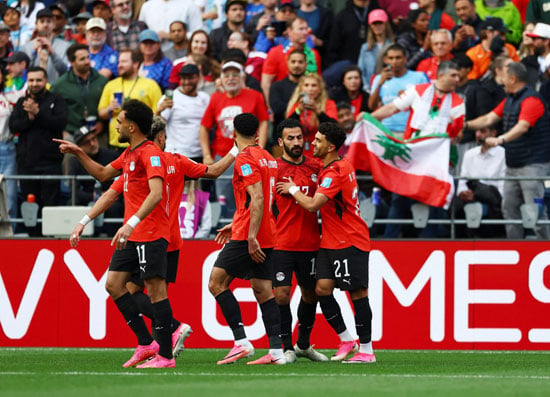 احتفال لاعبى منتخب مصر