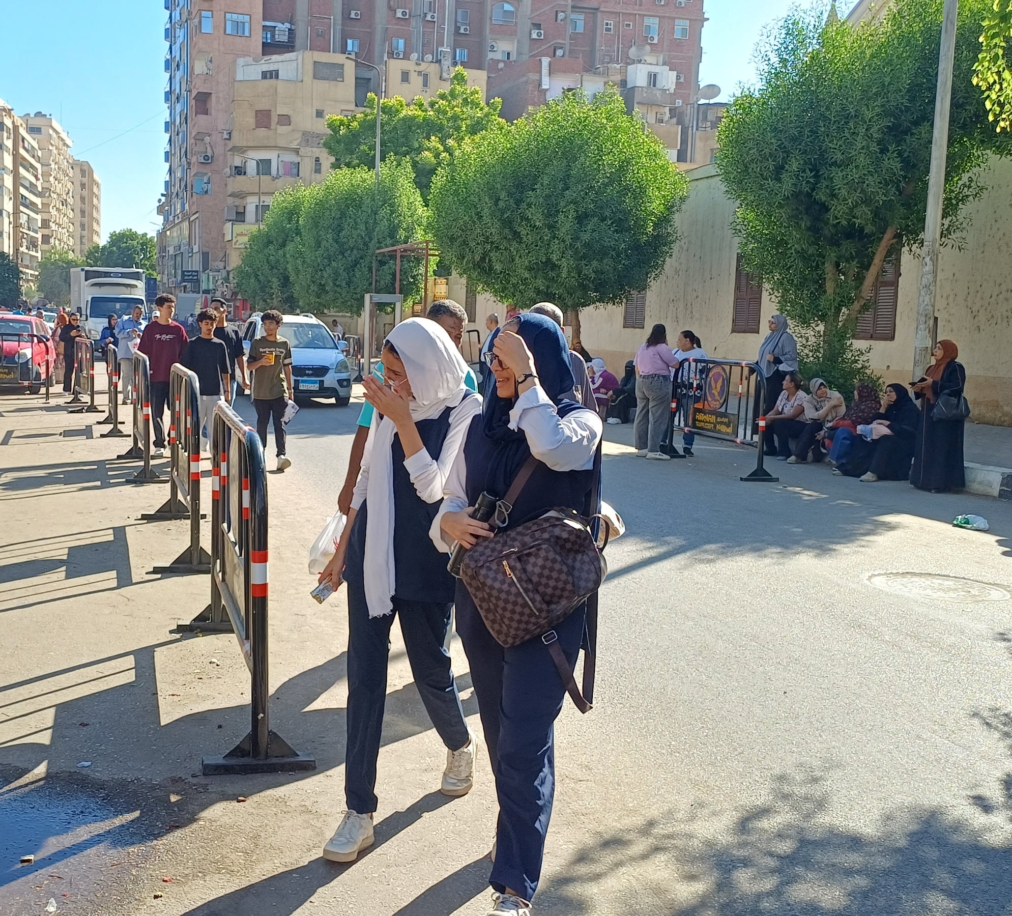 لحظة دخول الطلاب