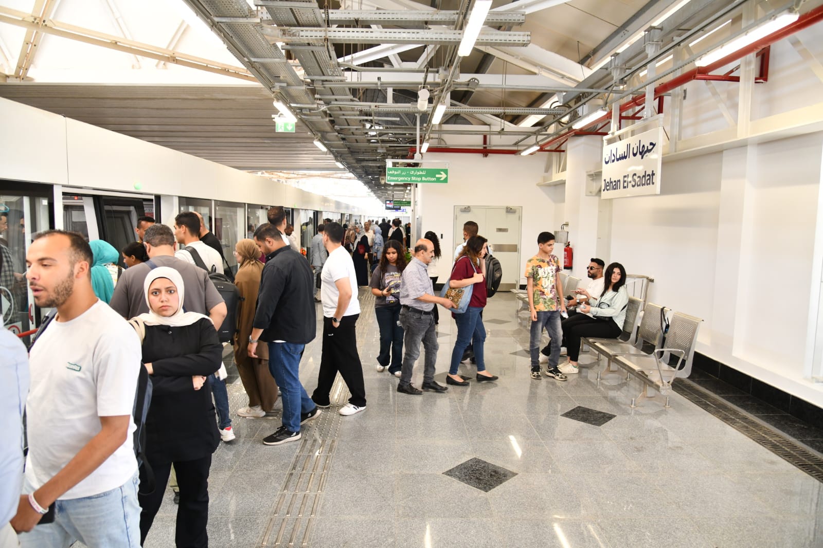 اقبال كبير على محطات المونوريل