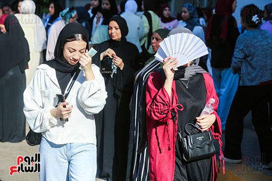 امتحان اللغة العربية بالجيزة