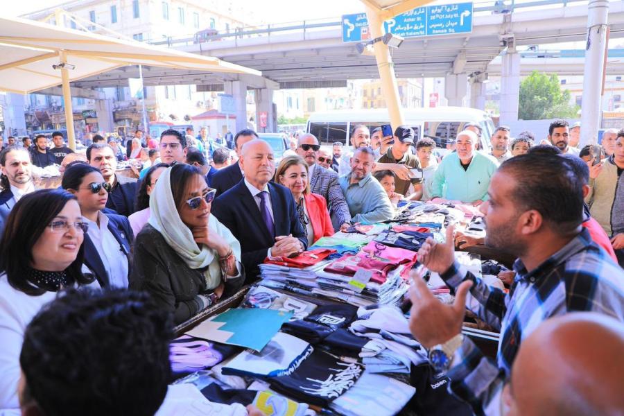 الاميرة لمياء خلال زيارتها للعتبه