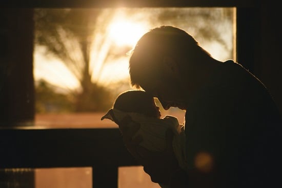 مشاعر الأبوة مشاعر الأبوة