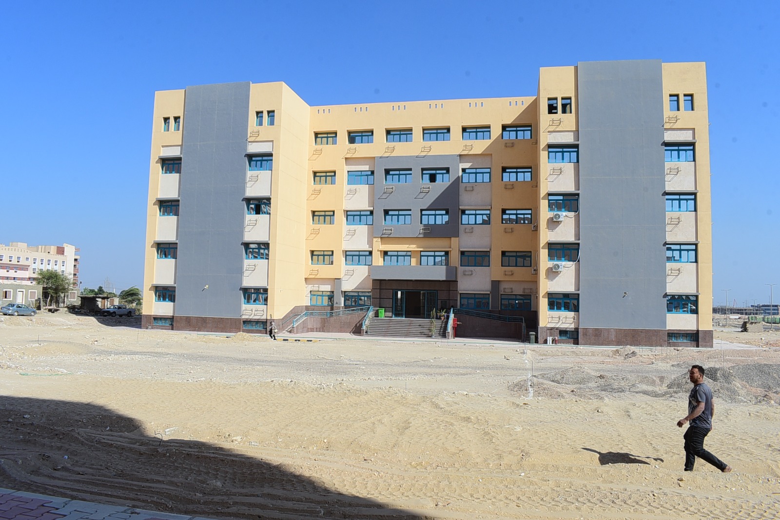 صرح جامعى جديد 