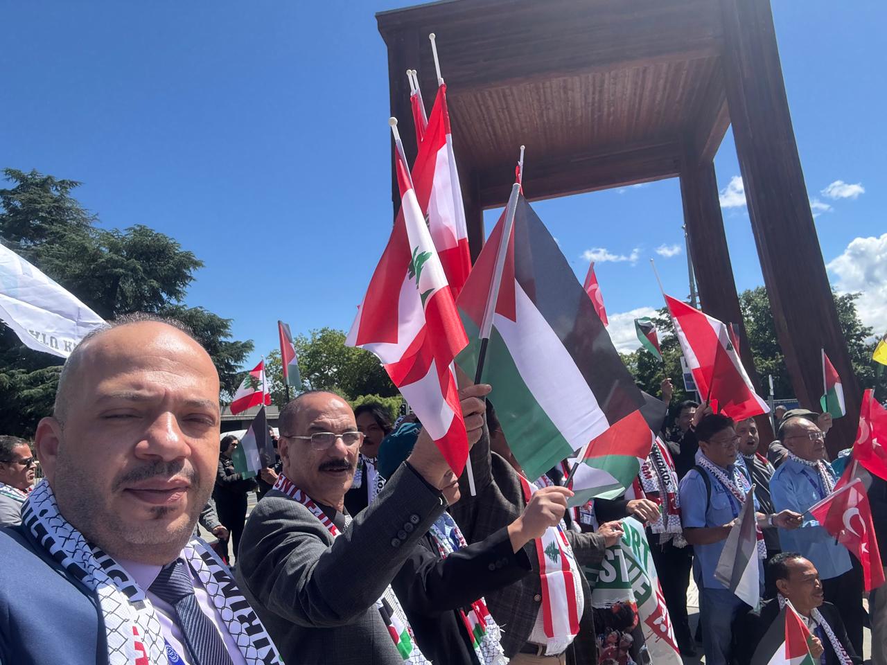 وقفة تضامنية مع فلسطين أمام مقر الأمم المتحدة بجنيف