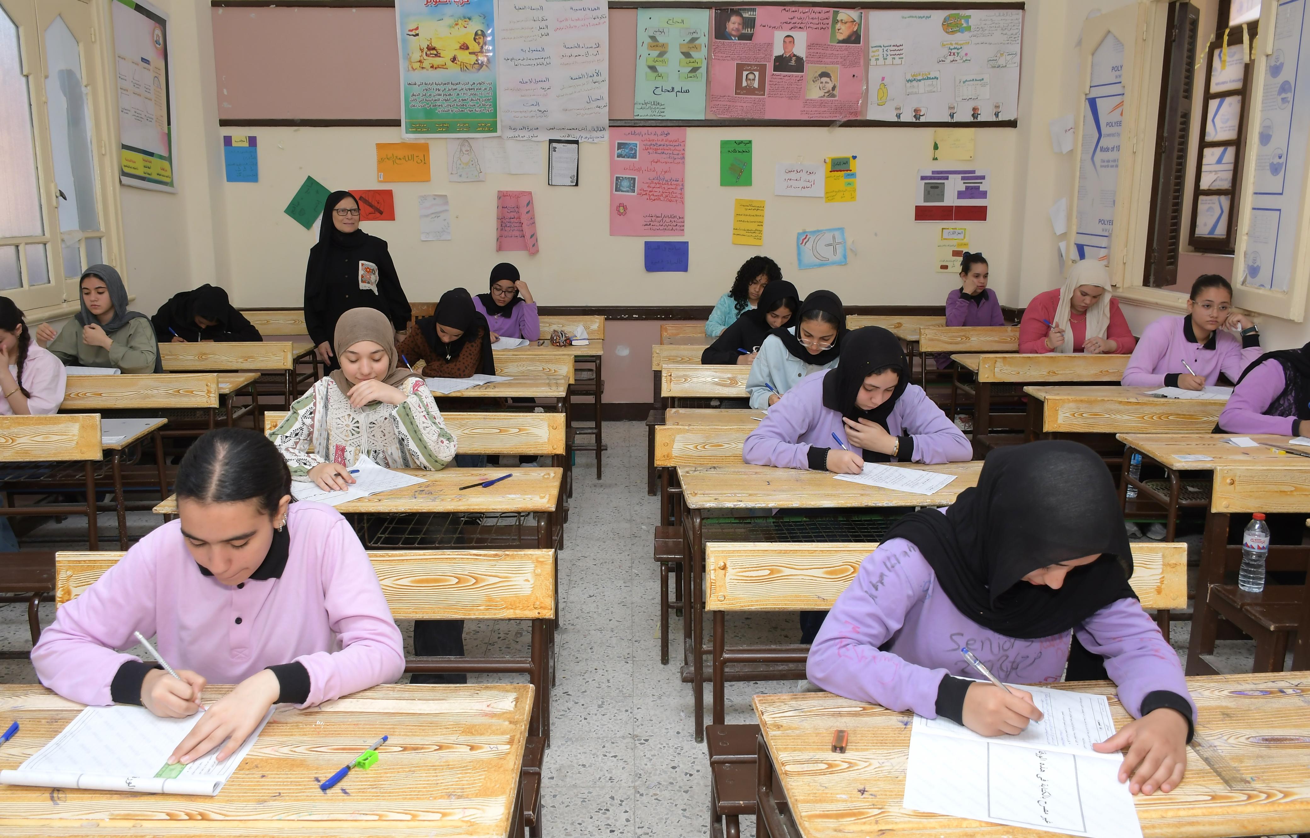 امتحان الشهاظة الاعداديةة