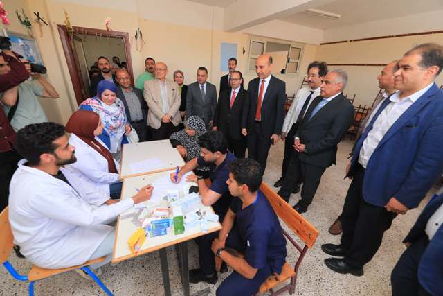 جامعة دمنهور تطلق قافلة تنموية شاملة (3)