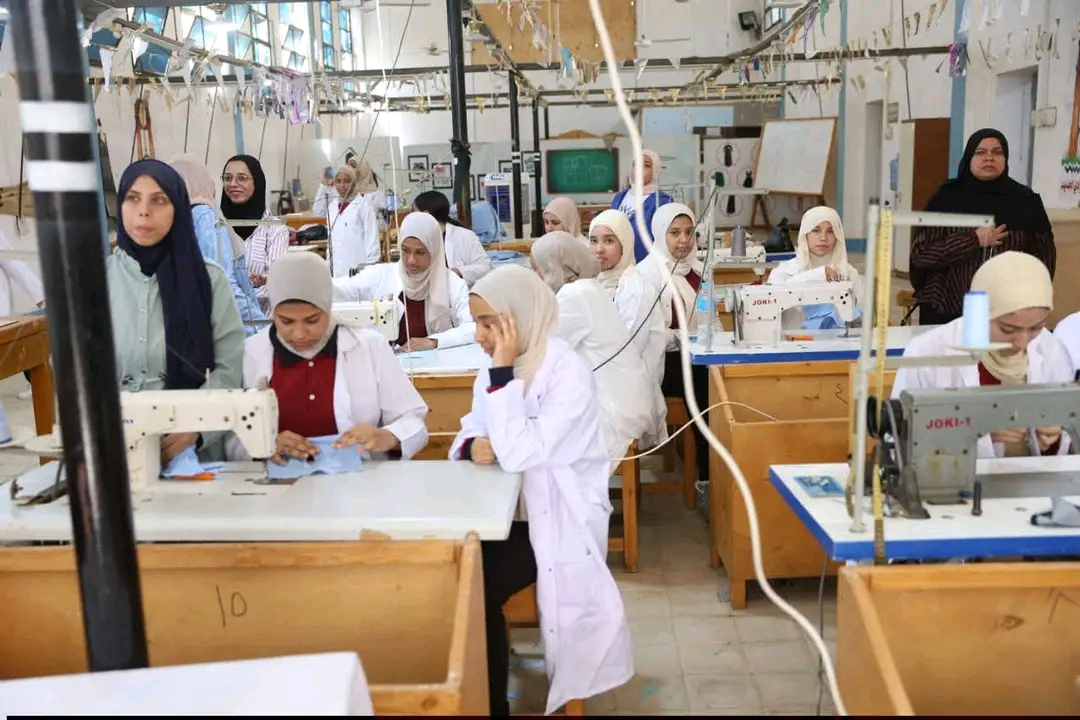 مصنع الملابس الجاهزة بمركز التكافل الاجتماعي