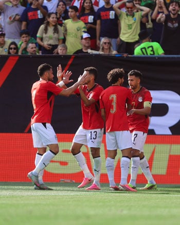 احتفال لاعبى منتخب مصر