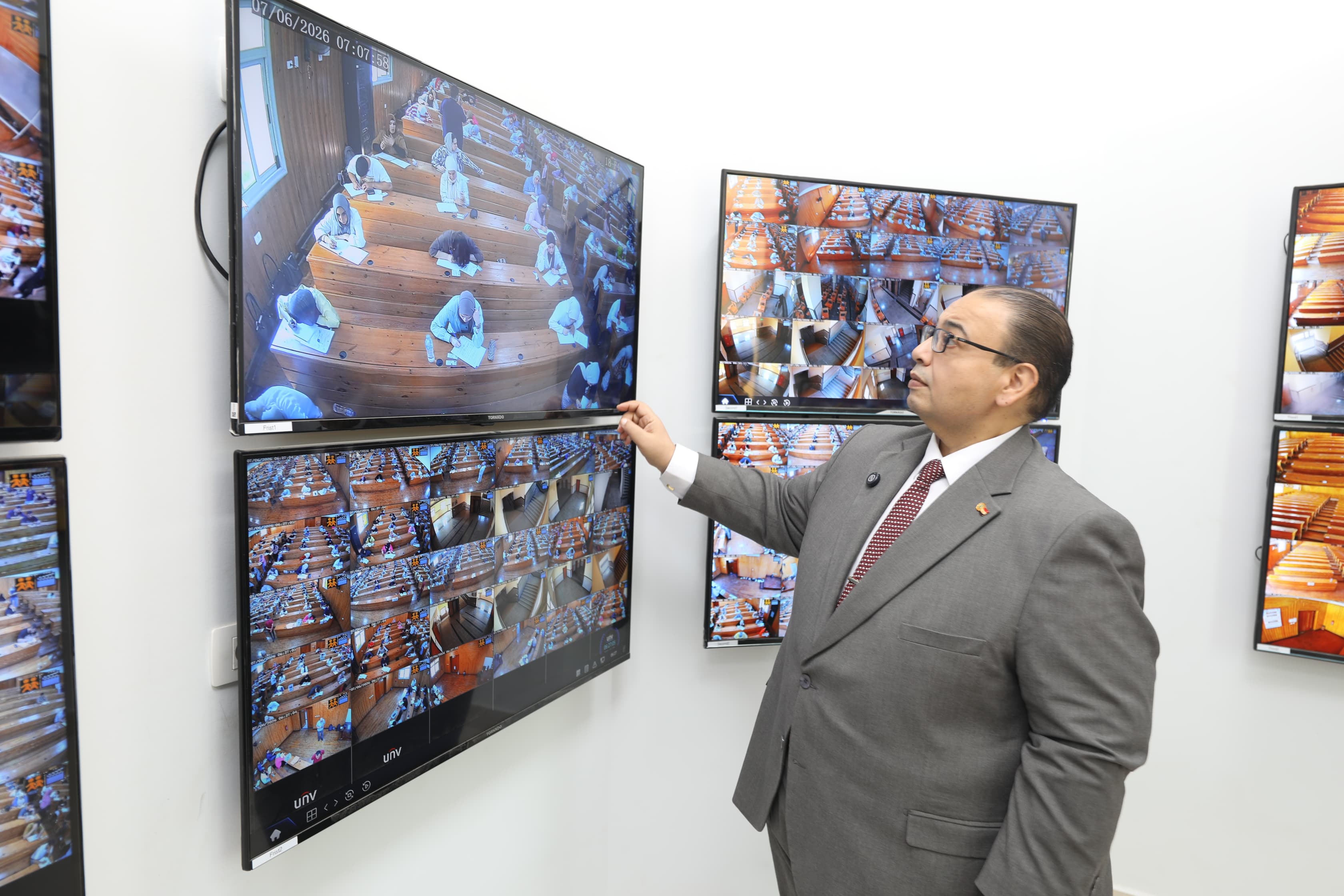 جالنب من متابعة الامتحانات