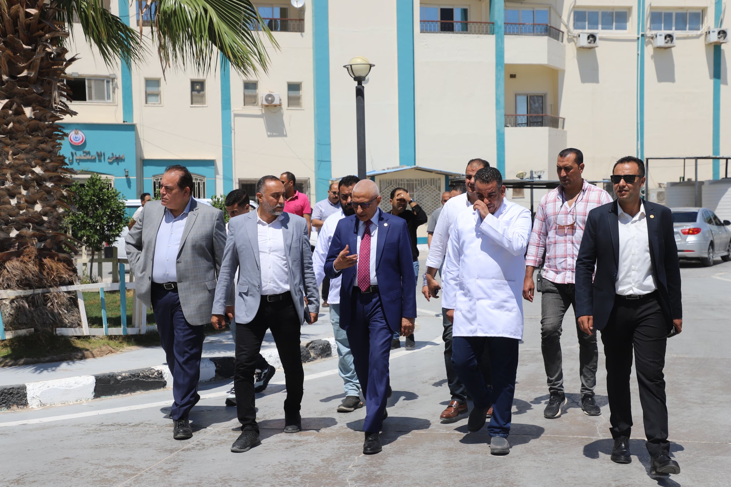 تفقد مستشفي العريش العام