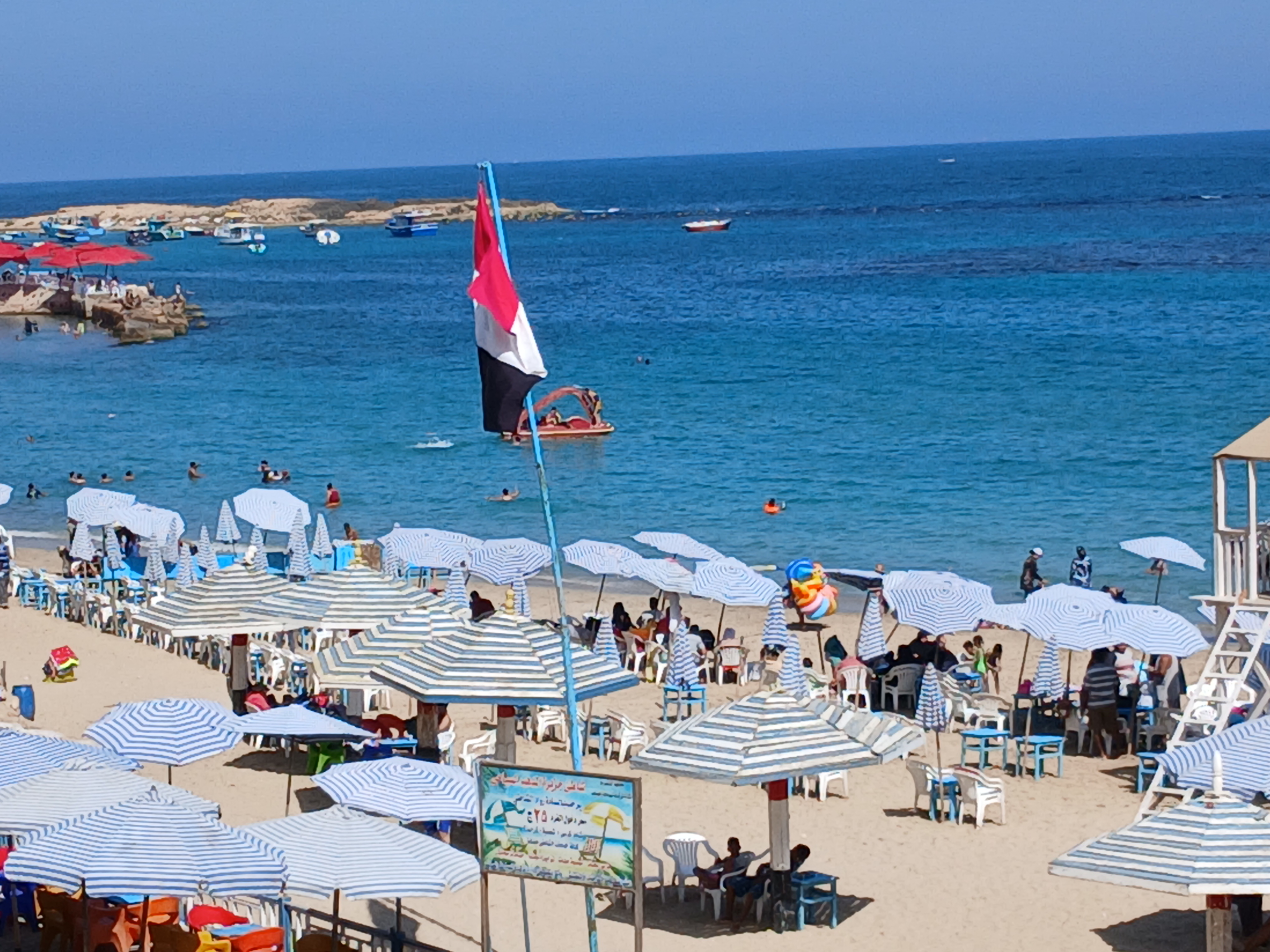 الشواطئ صباح اليوم بالإسكندرية