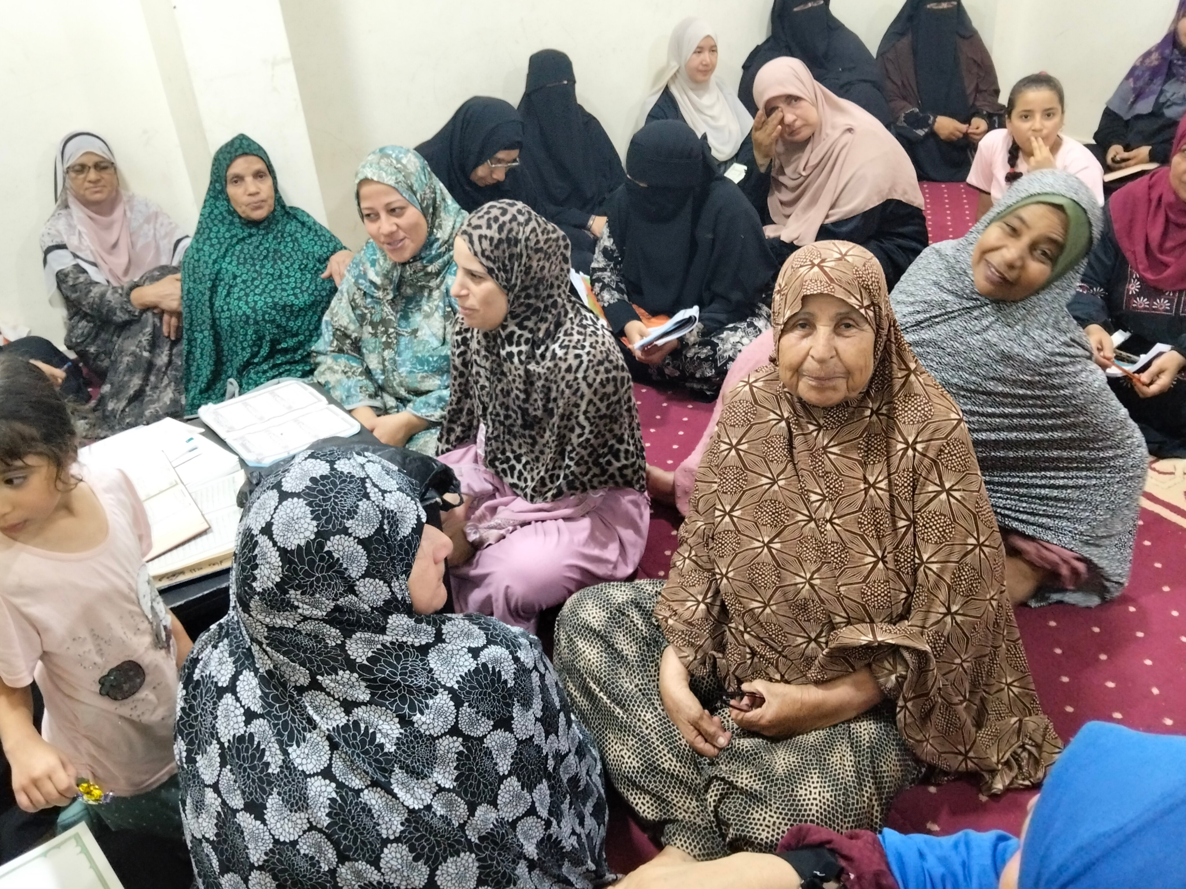 يحفظنا القرآن يحفظنا القرآن