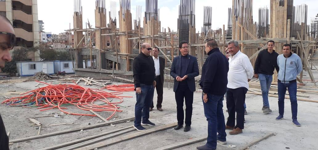صب عدد من الأدوار بالمشروعات