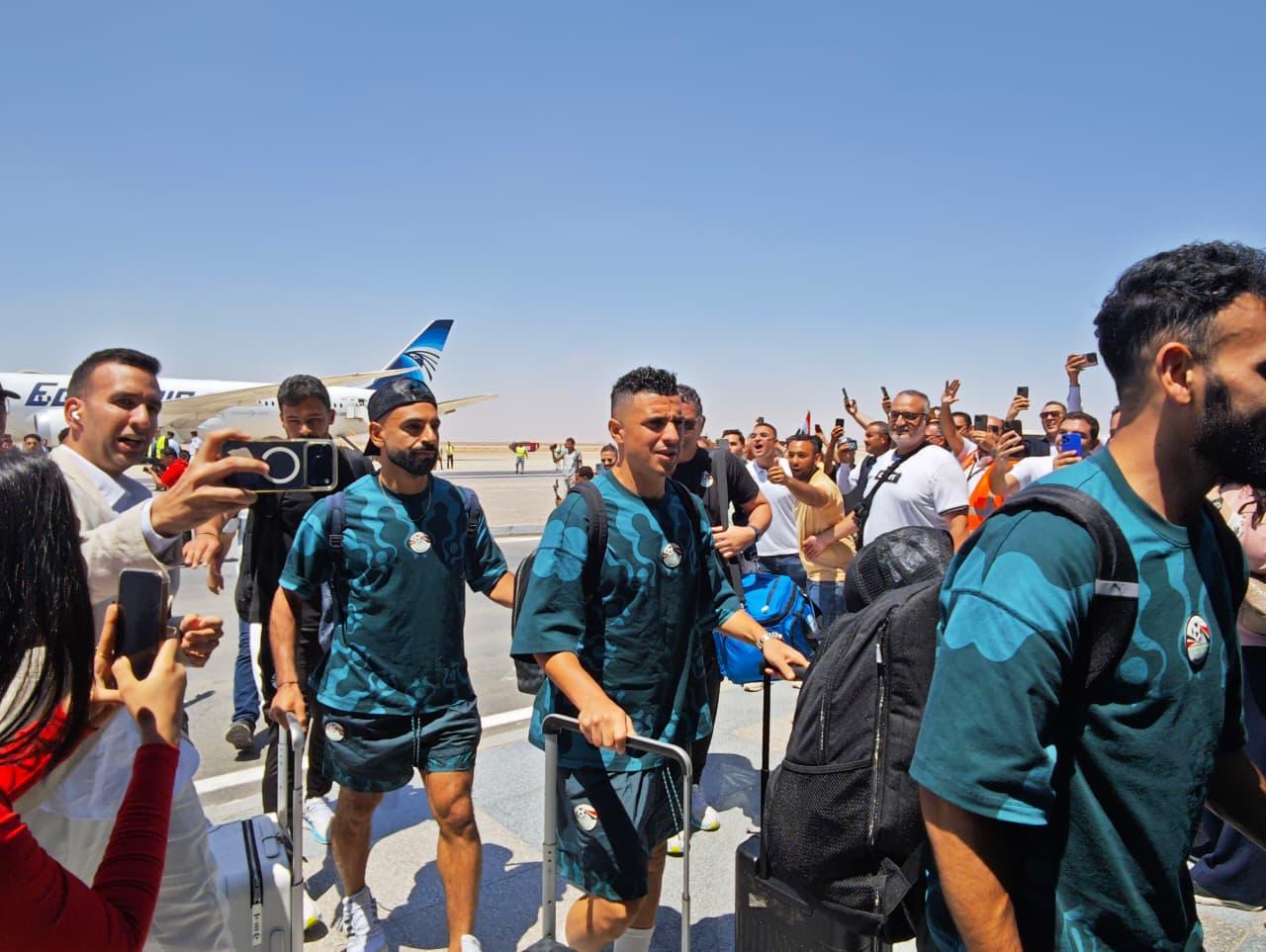 لاعبو المنتخب الوطني
