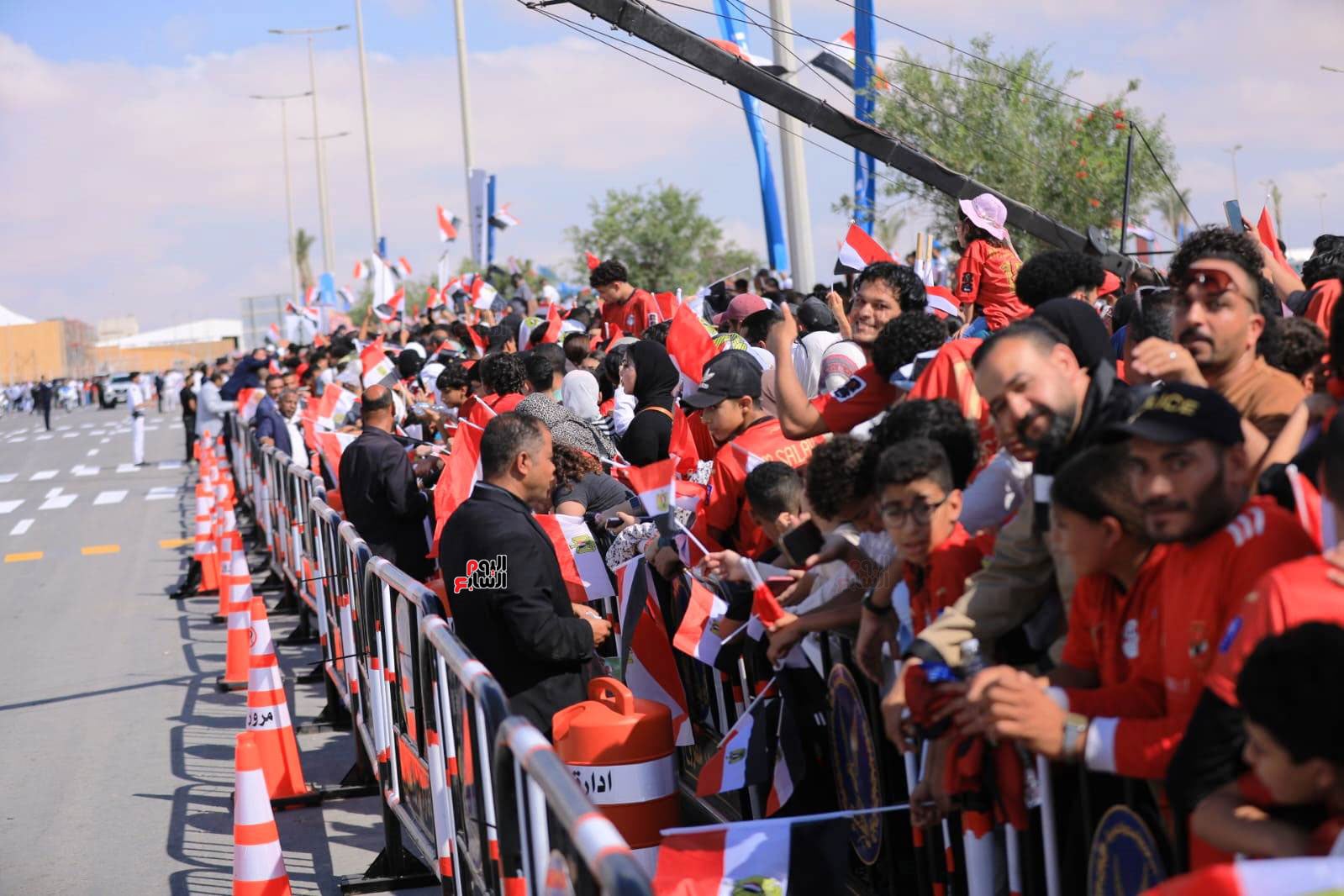 الجمهور يستقبل المنتخب الجمهور يستقبل المنتخب