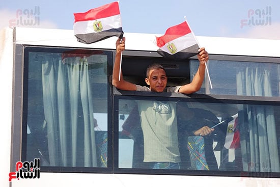 المصريين ينتظروف المنتخب المصريين ينتظروف المنتخب