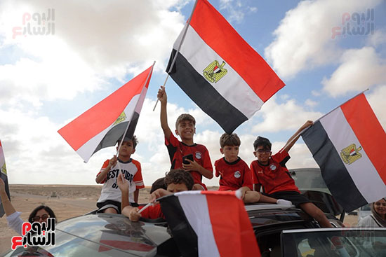 علم مصر يرفرف فى استقبال المنتخب بالعلمين