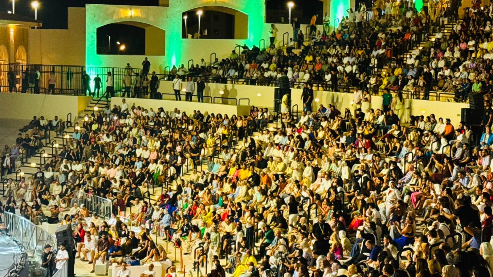 المسرح الرومانى (3)