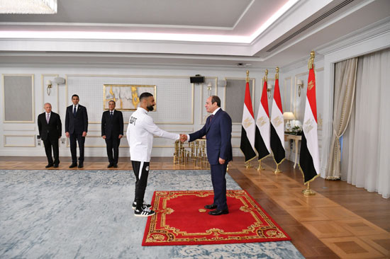 الرئيس عبد الفتاح السيسى ومحمد صلاح