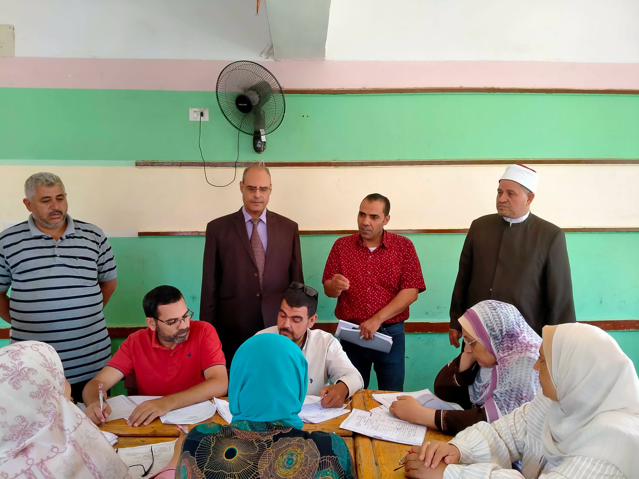 رئيس المنطقة يتابع أعمال التصحيح