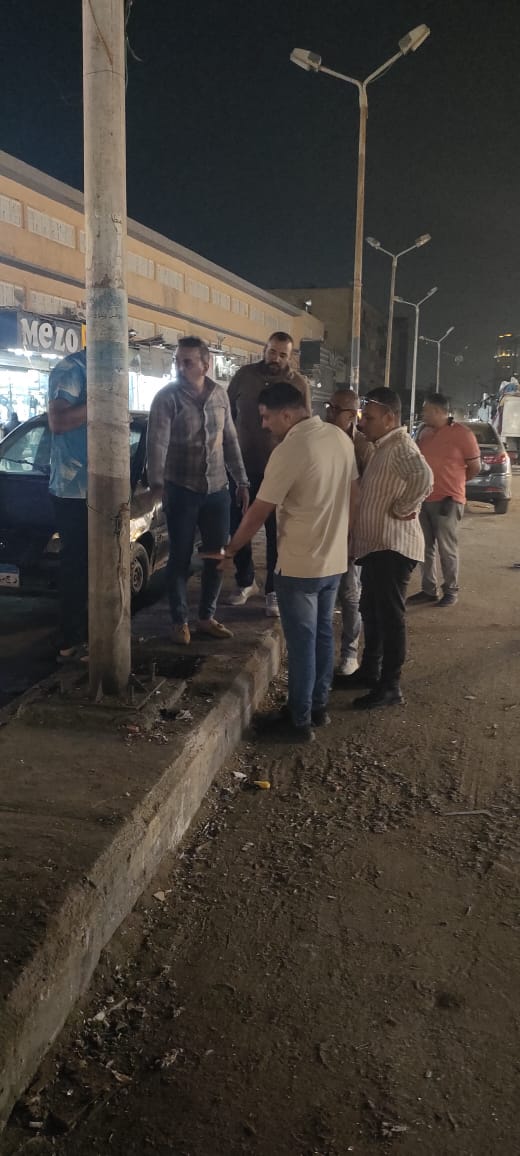 حملات فى إمبابة لرفع المخلفات والإشغالات (9)