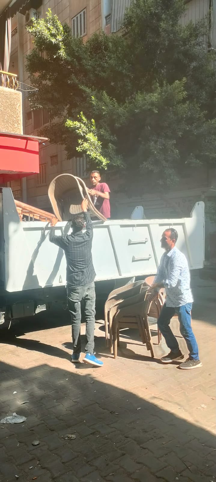 رفع إشغالات المحال بالشوارع الرئيسية (1)