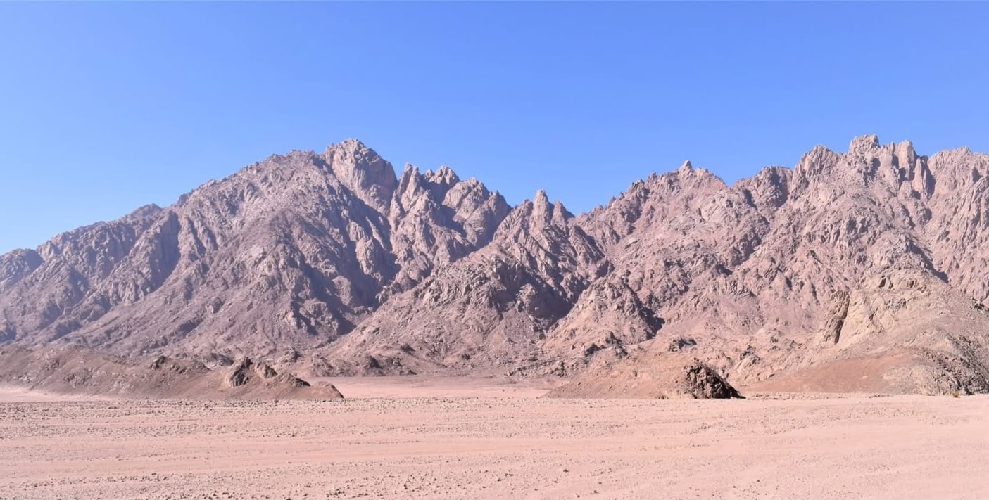 جبل الشايب بالغردقة 