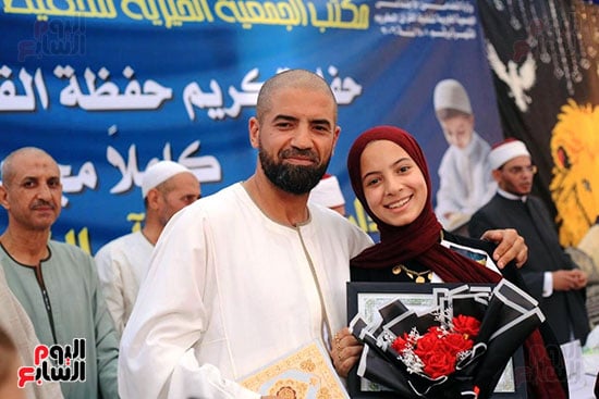 تكريم الحافظة فاطمة يحيي