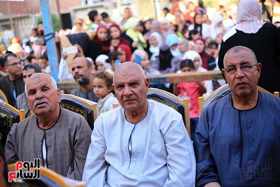 اهالى المتسابقين