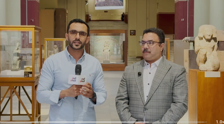 الدكتور أحمد حميدة والزميل محمد أسعد خلال اللقاء (2)
