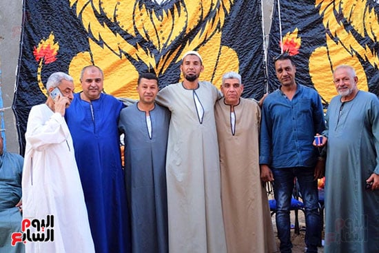 حضور الاهالى للحفل