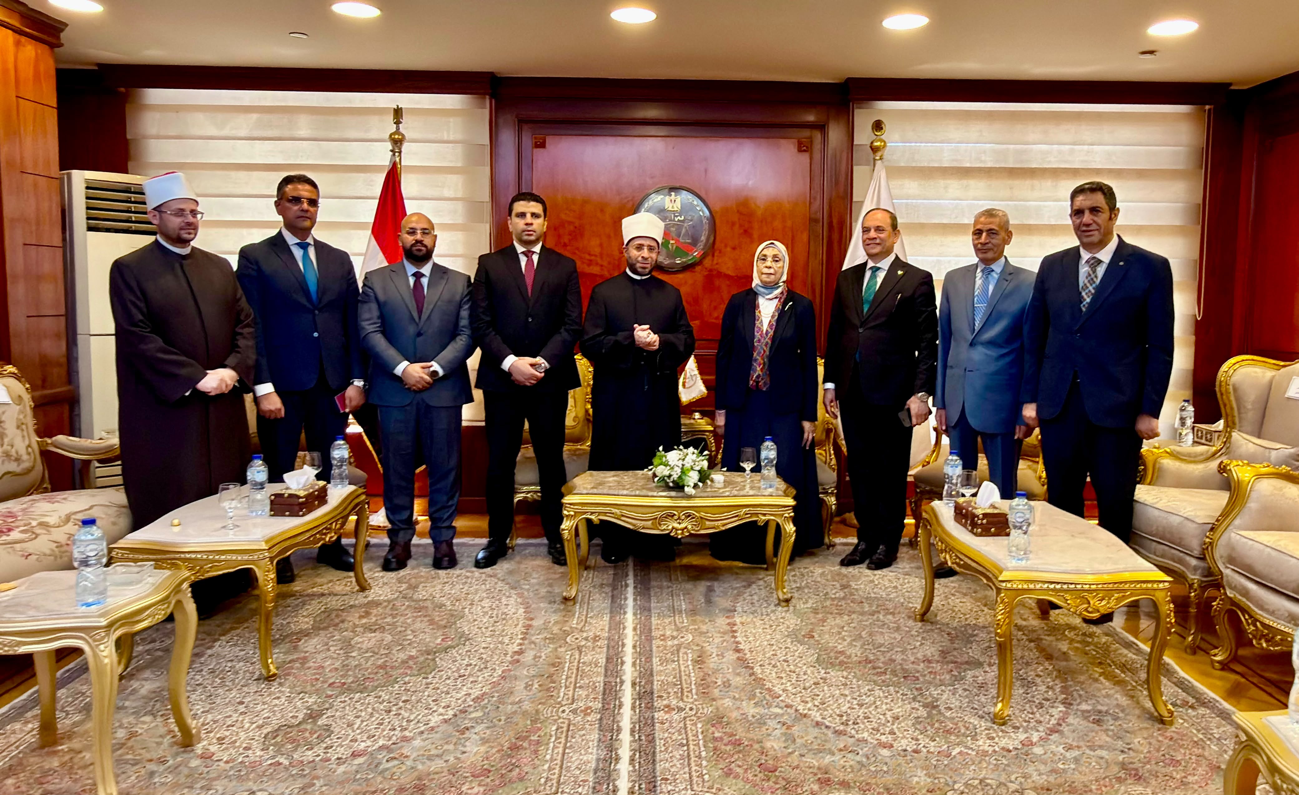 وزير الأوقاف يهنئ رئيسة هيئة النيابة الإدارية (7)