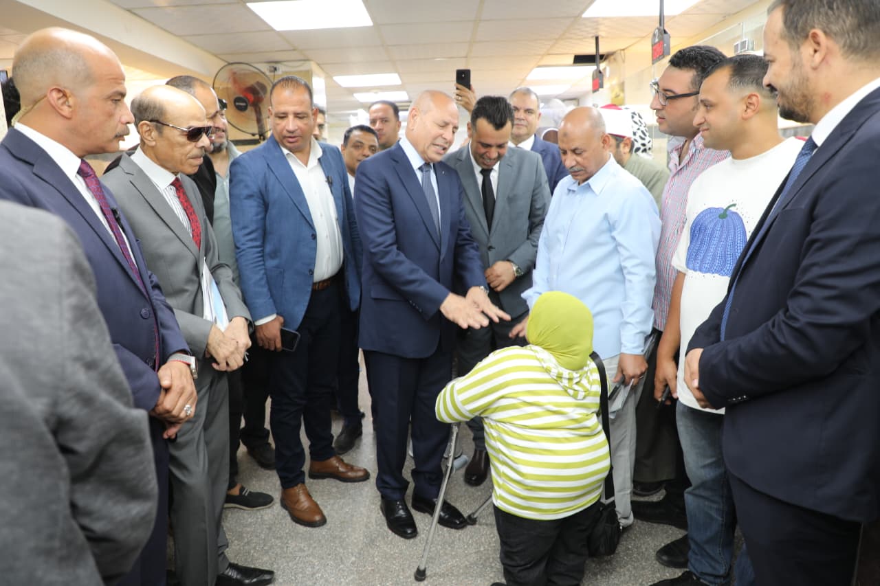 الدكتور إبراهيم صابر محافظ القاهرة الدكتور إبراهيم صابر محافظ القاهرة