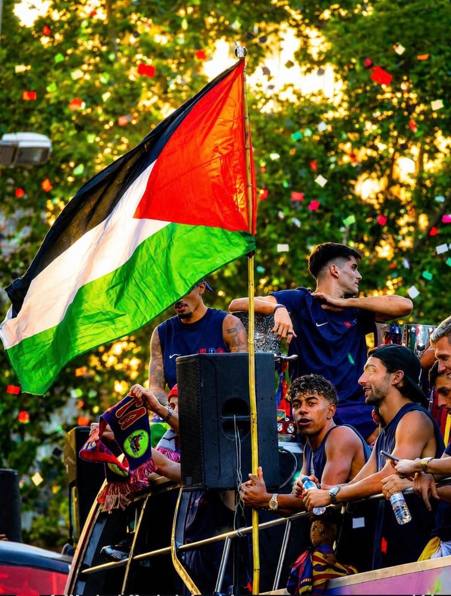 لامين يامال بعلم فلسطين لامين يامال بعلم فلسطين