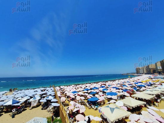 الاقبال-فى-الاجازات-.