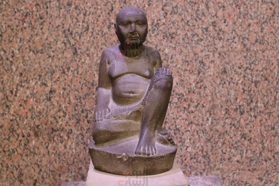 تجسيد-الرجل-القديم تجسيد-الرجل-القديم
