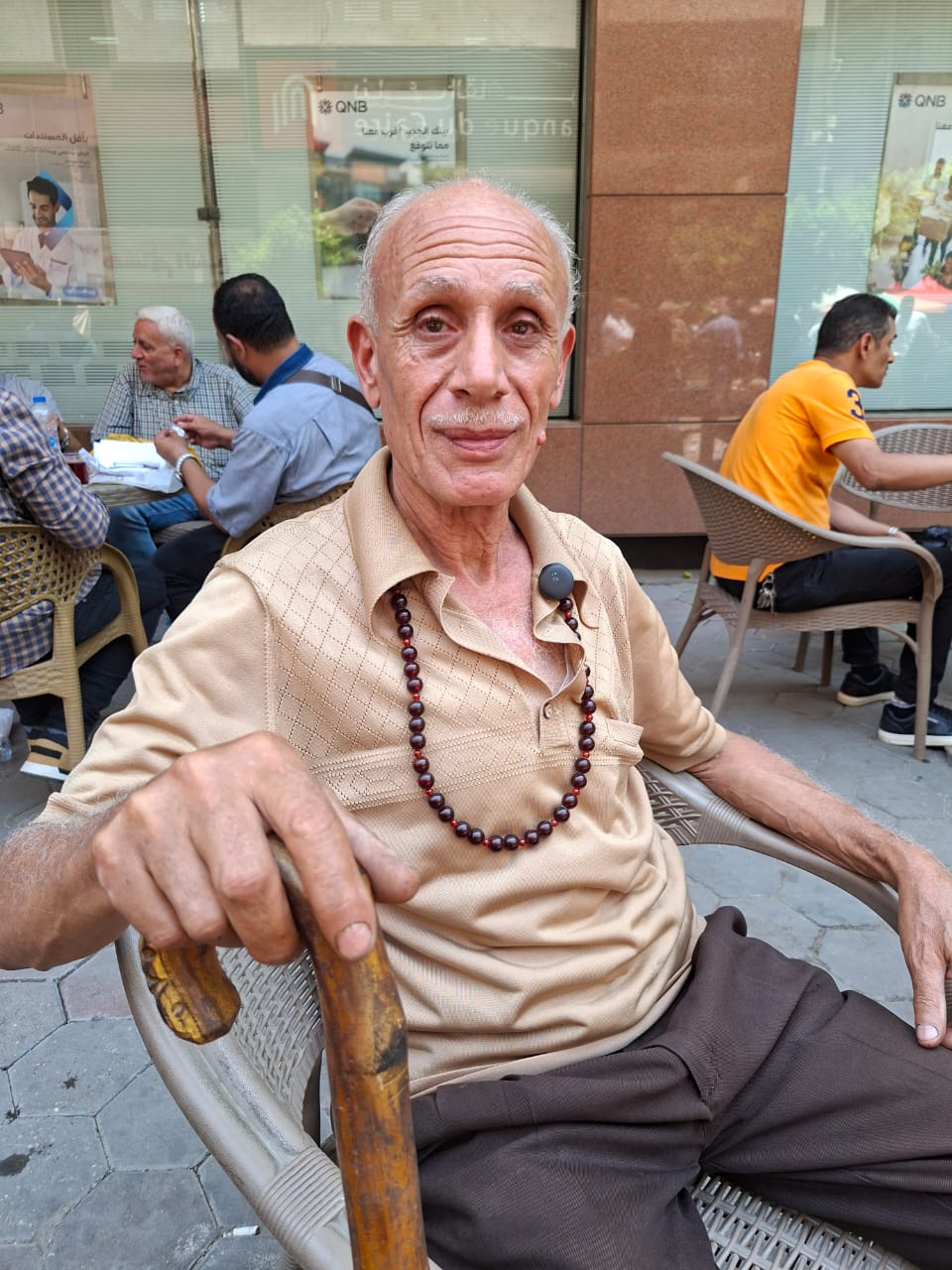 أبو عبده النمر يحكي حكاية عمره مع الأنتيكات أبو عبده النمر يحكي حكاية عمره مع الأنتيكات