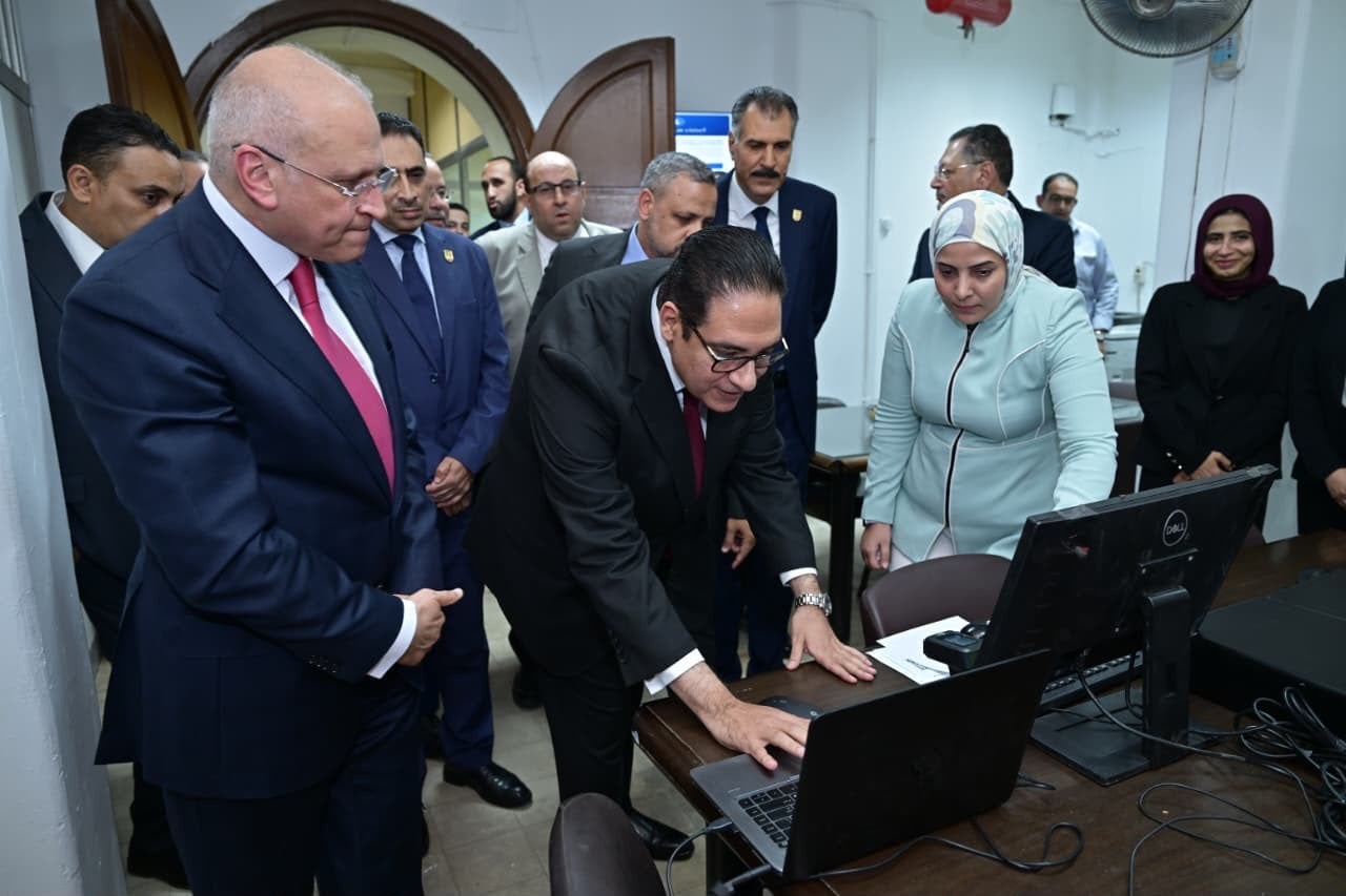 منظومة رقمية في كلية الحقوق منظومة رقمية في كلية الحقوق