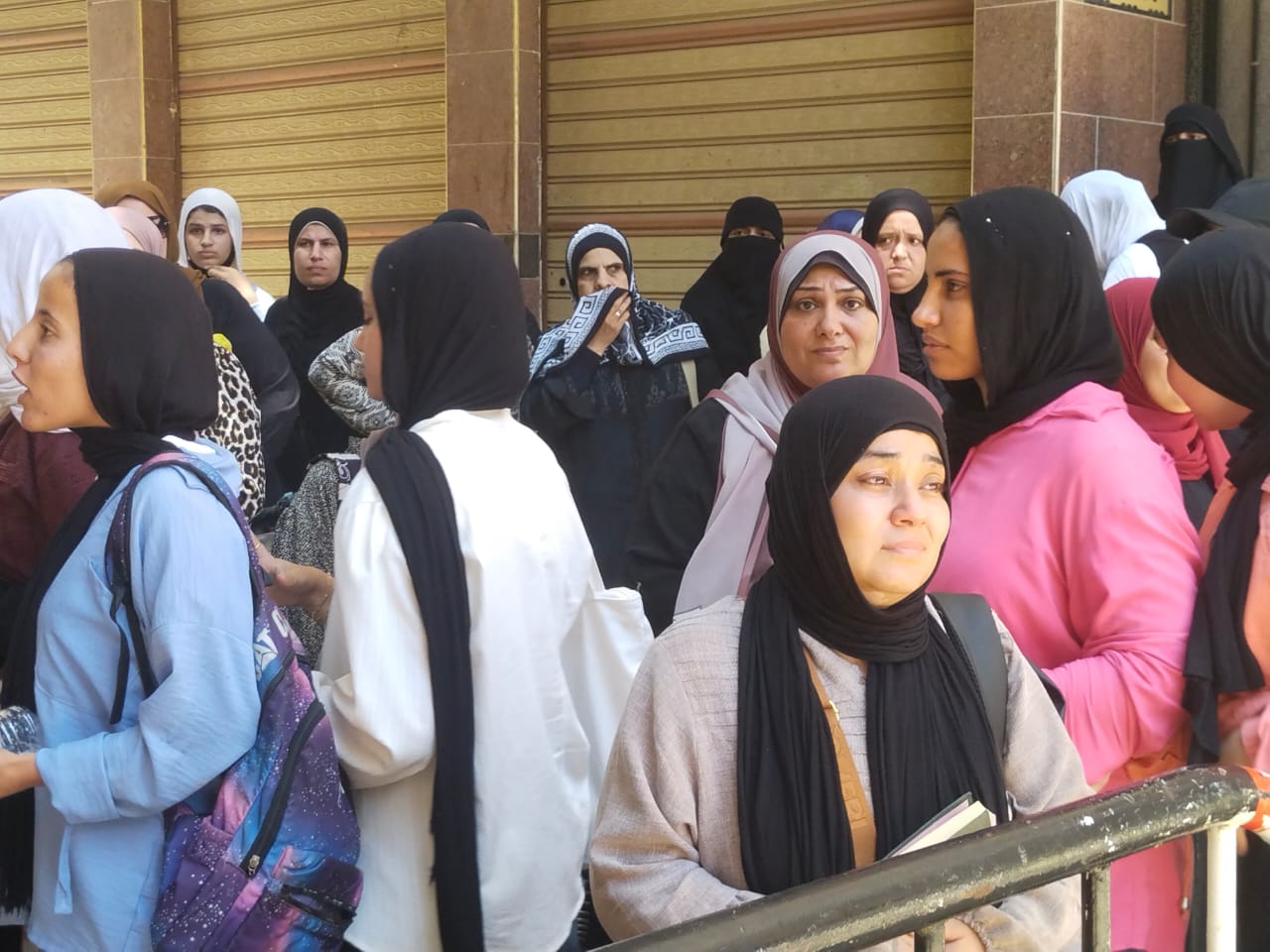 حزن شديد على أولياء الامور