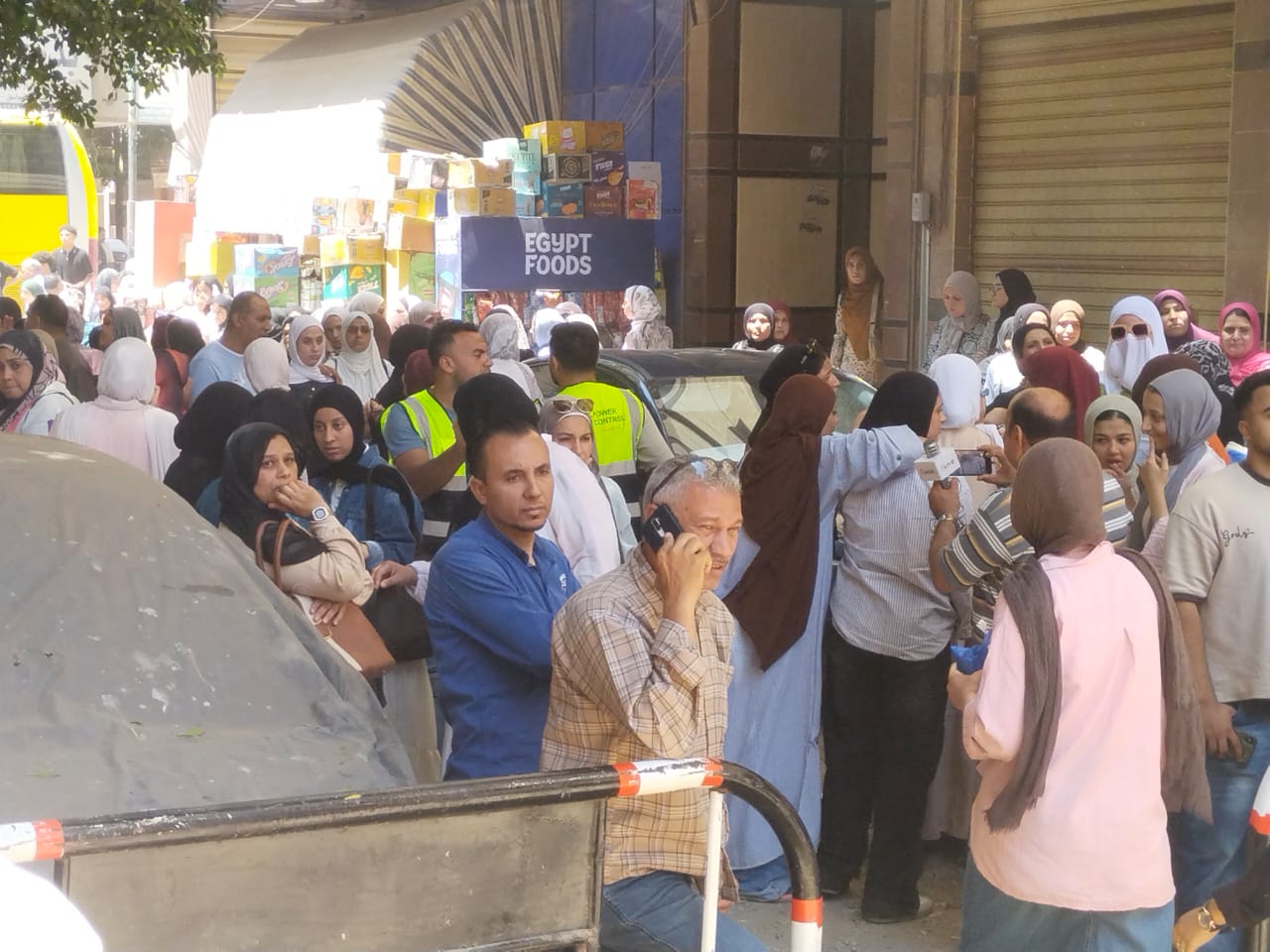 أولياء الأمور أمام اللجان