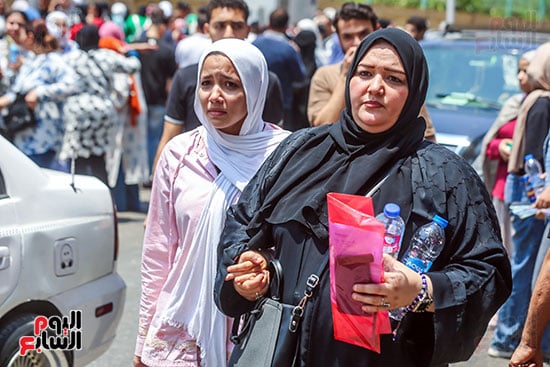 الحزن يستيطر على الطلاب