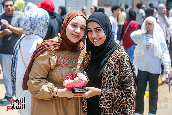 طلاب الثانوية العامة بعد الامتحان