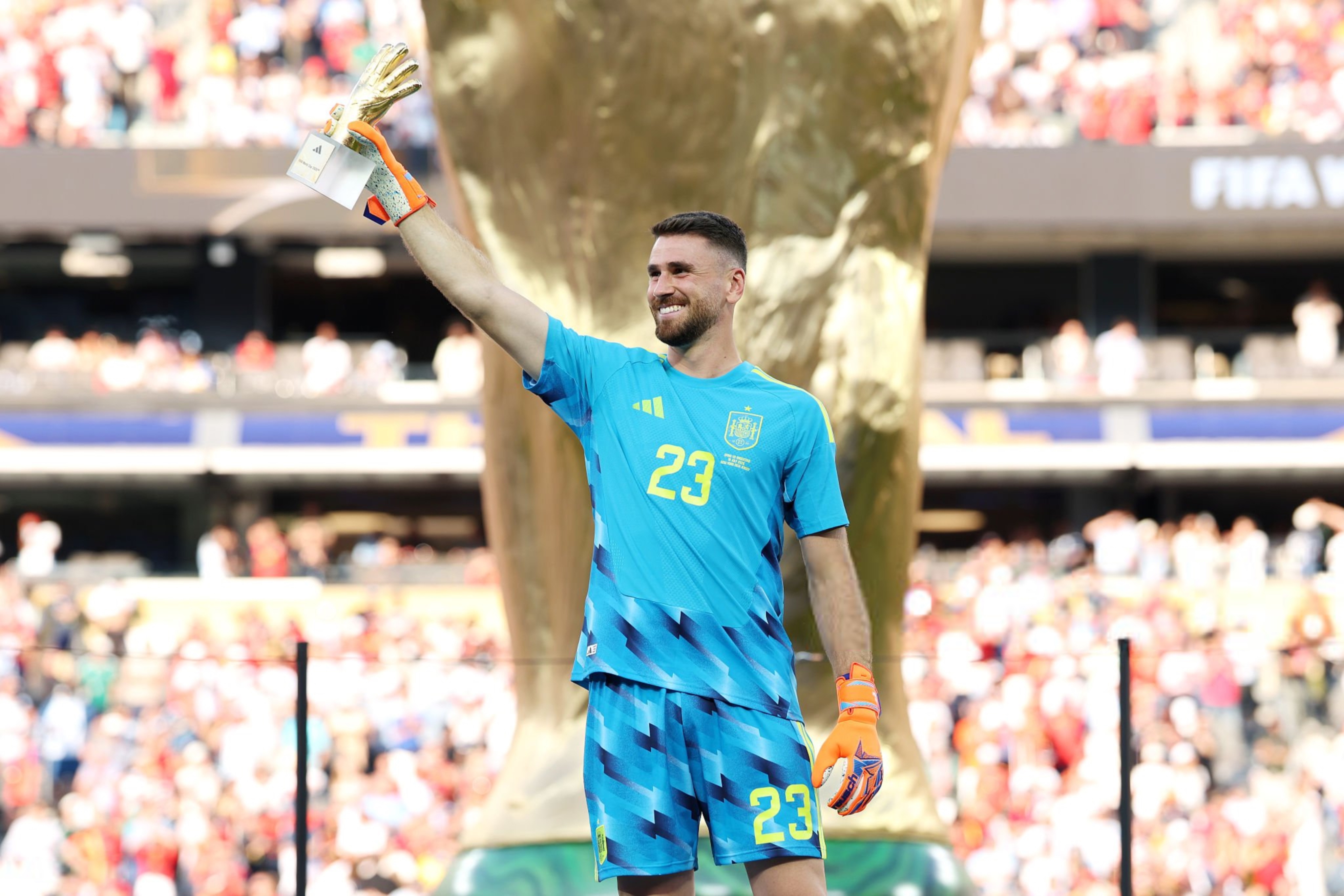 أوناي سيمون أفضل حارس في كأس العالم 2026